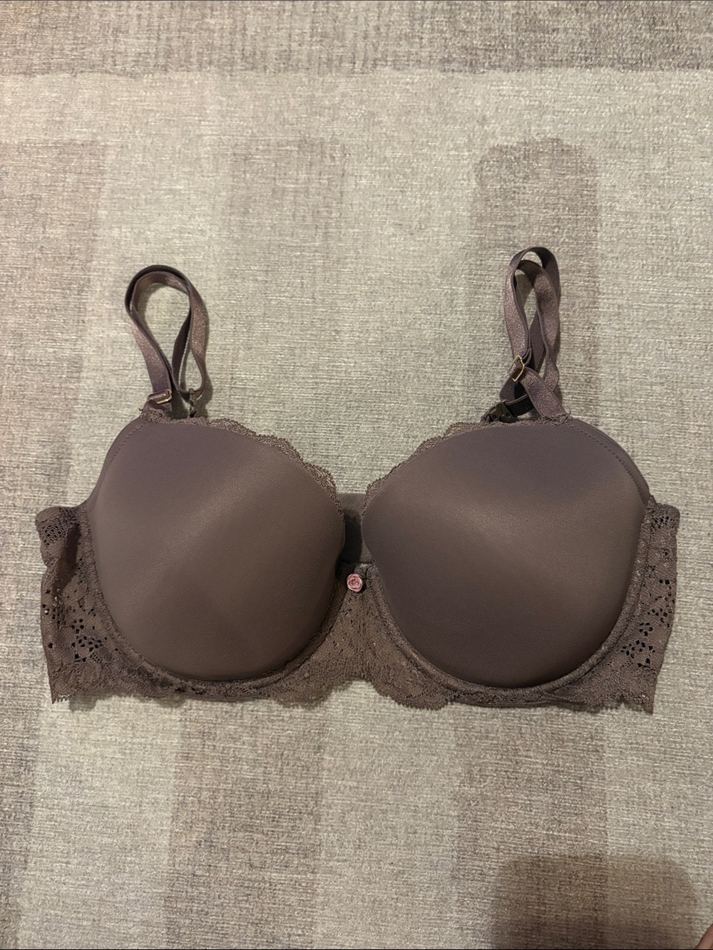 Victoria's Secret Mauve Lace Underwire T-Shirt Bra